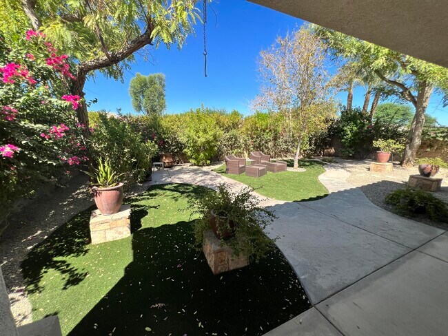 Building Photo - 80100 Presidio Ct