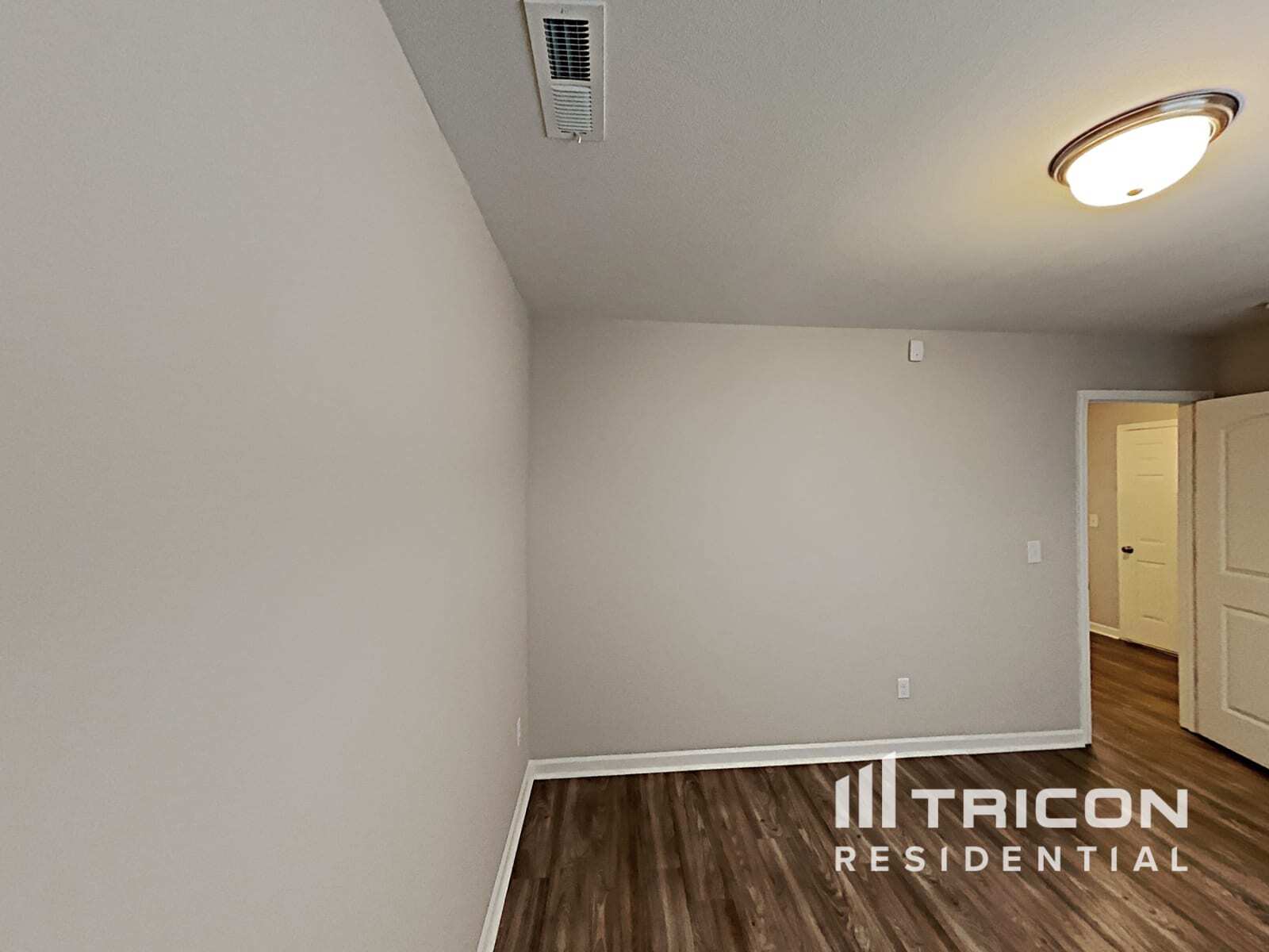 Building Photo - 861 Bitting Hall Cir