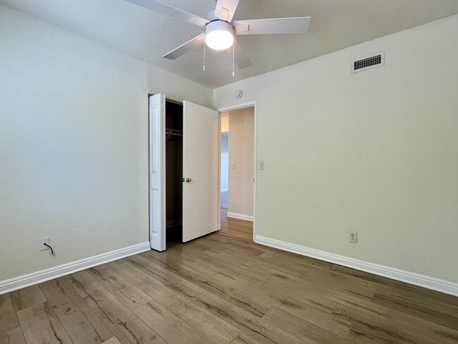 Building Photo - 5436 Mantua Ct