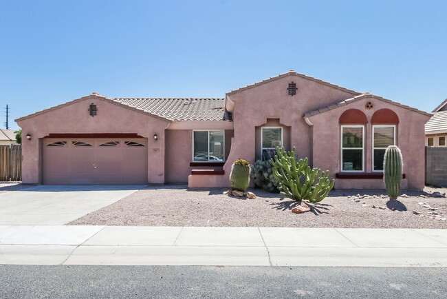 Building Photo - 347 N Wesley