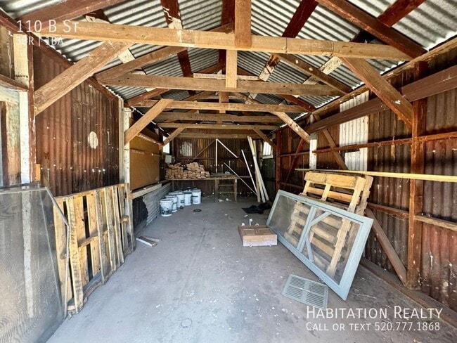 Building Photo - 110 B St