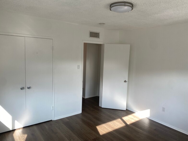 Building Photo - 6716 Pollard St