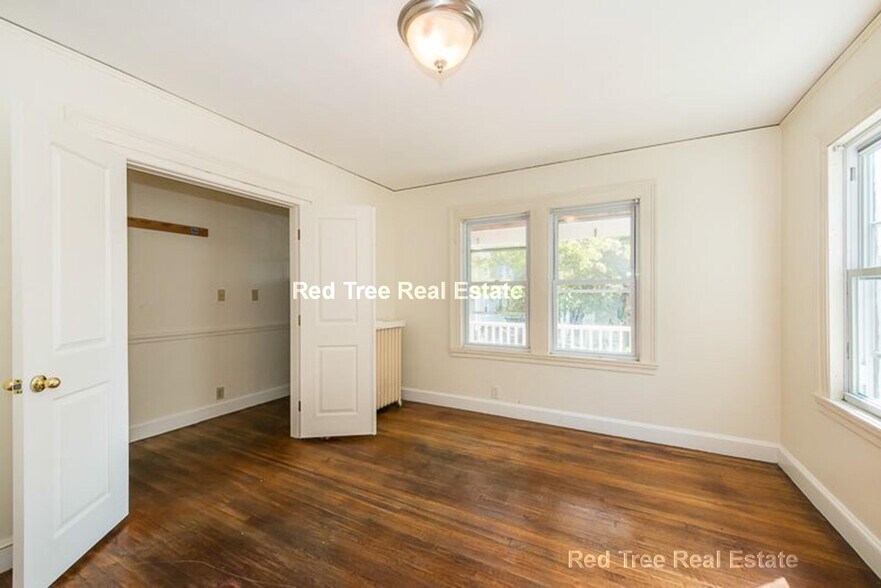 Building Photo - 50-52 Hobson St