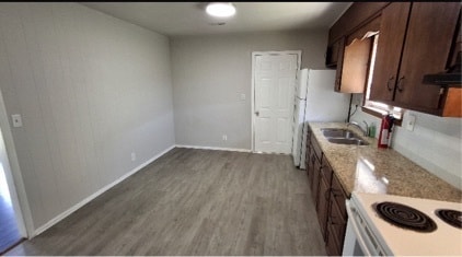 Building Photo - 2616 Dry Creek Dr NW