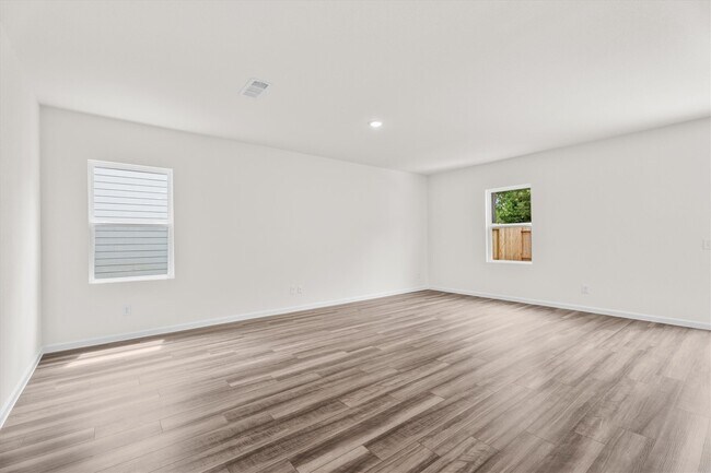 Building Photo - 31139 Gayle Prairie Oaks St