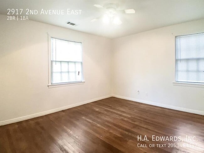 Building Photo - 2917 2nd E Ave