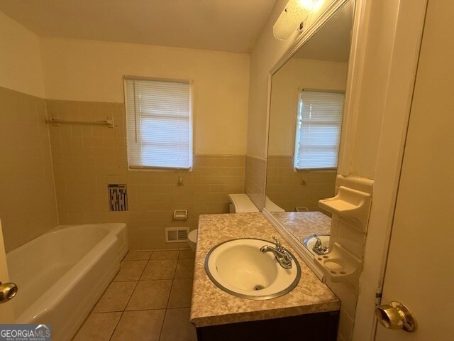 Building Photo - 3961 Lindsey Dr
