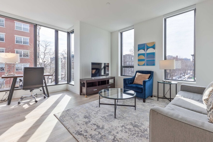 Building Photo - 60 Kilmarnock St