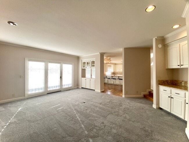 Building Photo - Spacious 5-bedroom Home Located in Niles Neighborhood of Fremont!