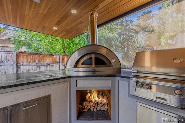 Building Photo - 353 Bellaire St