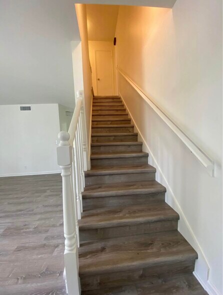 Building Photo - 4820 Catskill Dr