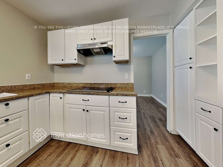 Building Photo - 3913 Windflower Ln