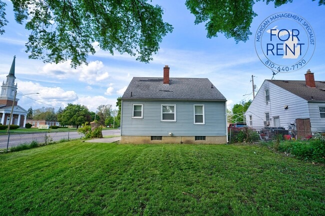 Building Photo - 2857 Stevenson St