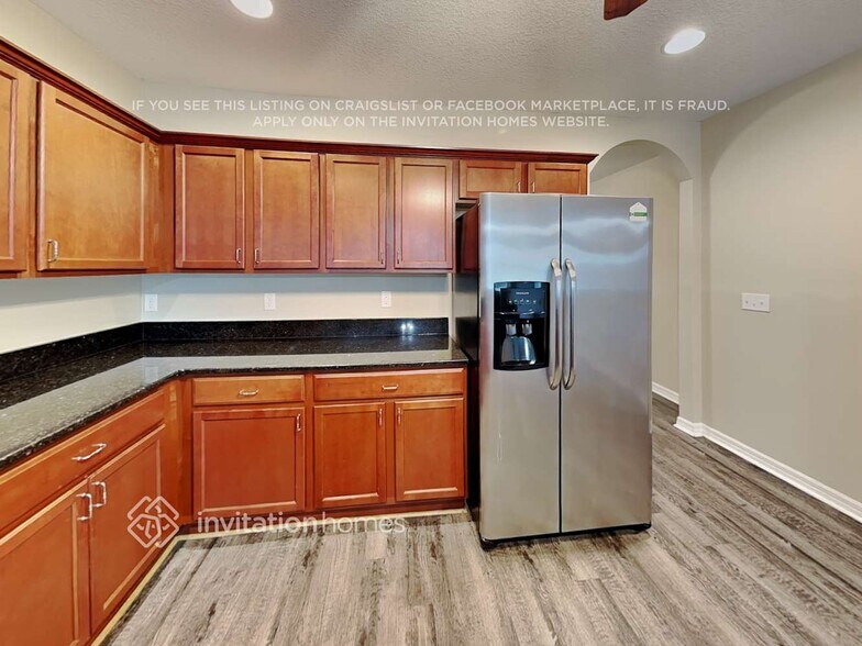 Building Photo - 6160 Kiteridge Dr