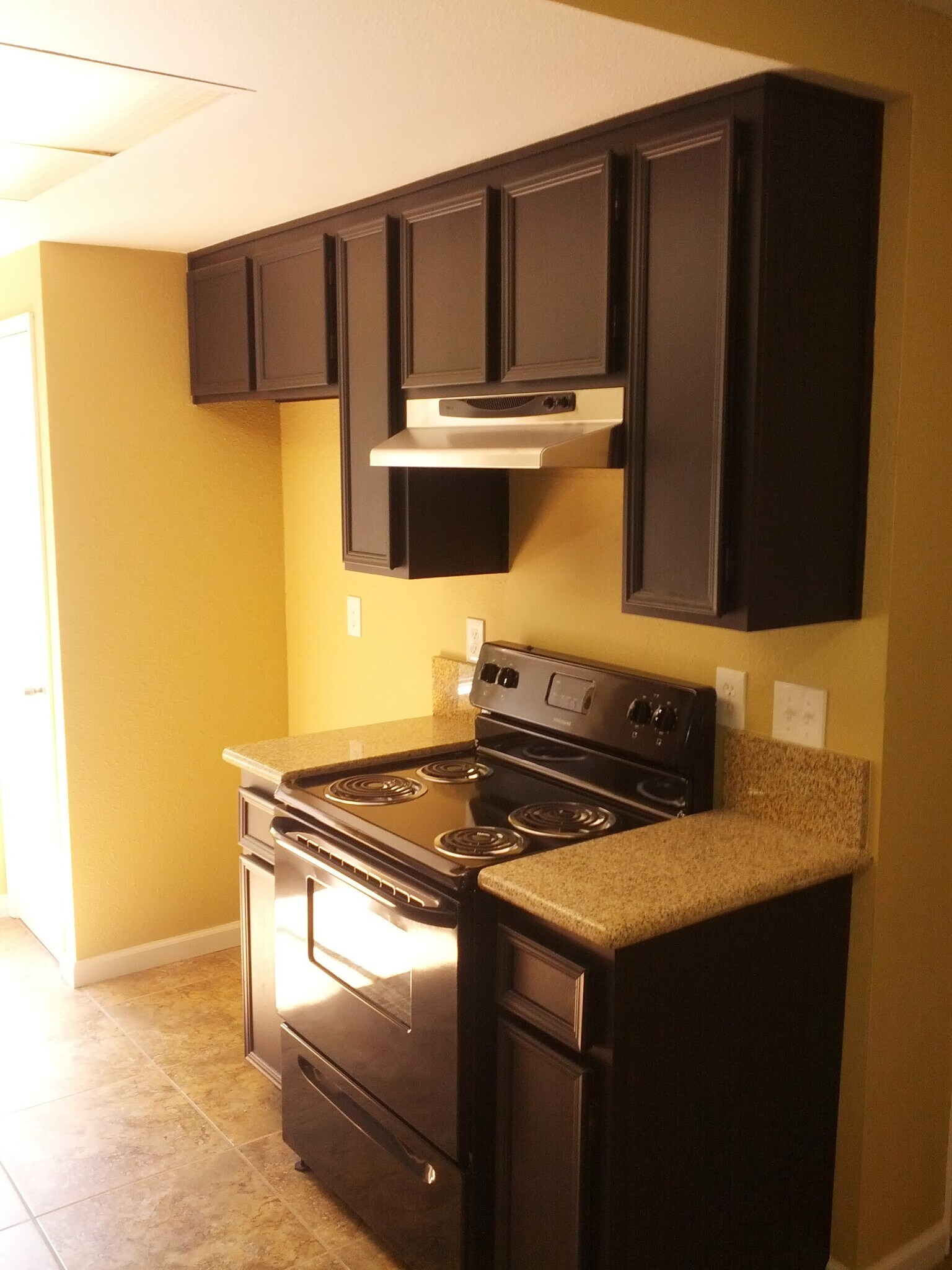 Building Photo - 1313 Floyd Ave