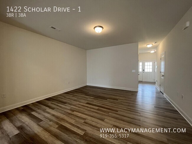 Building Photo - 1422 Scholar Dr
