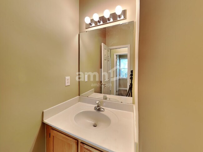 Building Photo - 1003 Pine Acres Ct