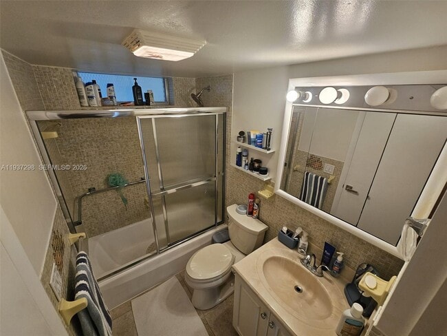 Building Photo - 3000 Marcos Dr