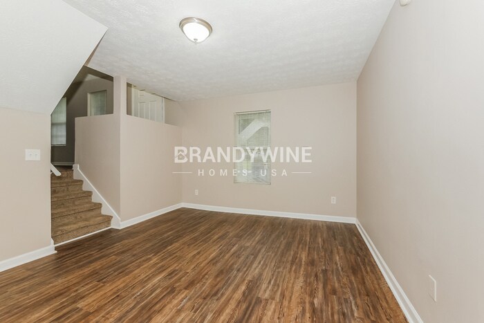 Building Photo - 10445 Ivygate Ave