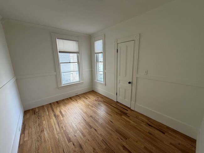 Building Photo - 135-137 North Avenue