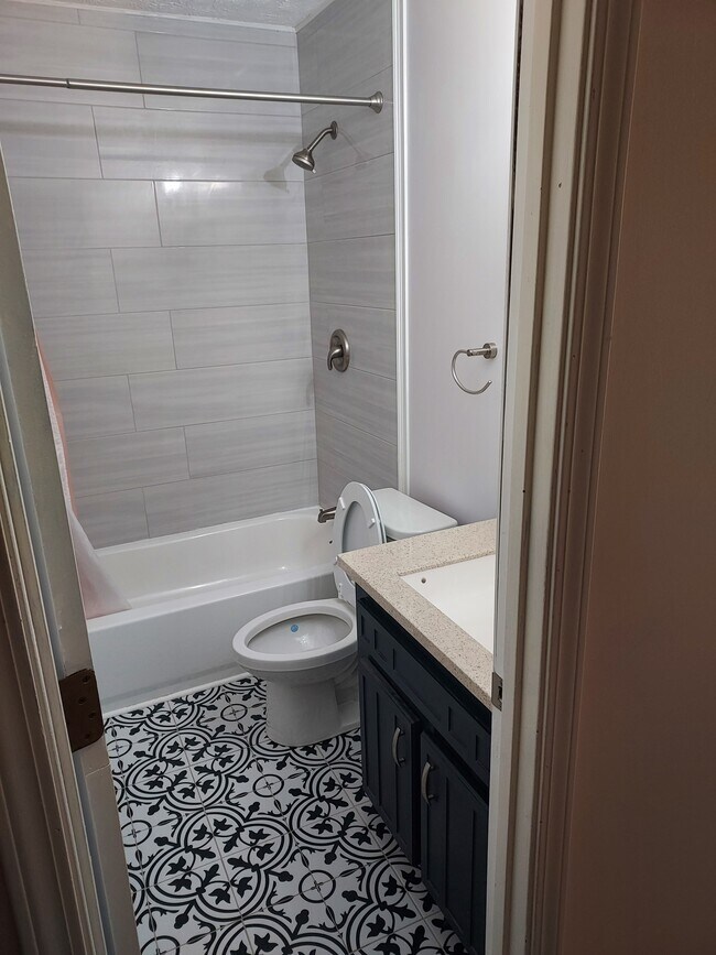 Building Photo - 5336 Ferry Creek Ln