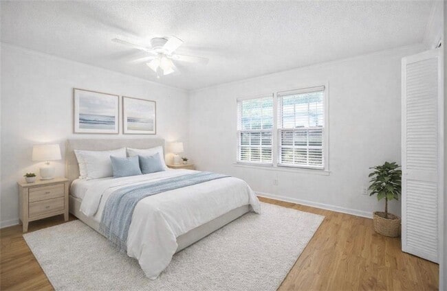 Building Photo - 26 Arpege Way NW