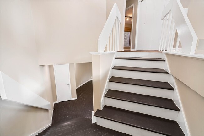 Building Photo - 5004 Bayard Ln