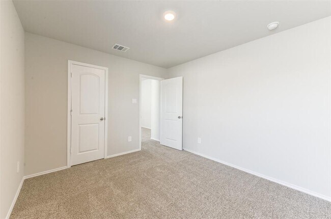 Building Photo - 16524 Cascading Pnes Ct