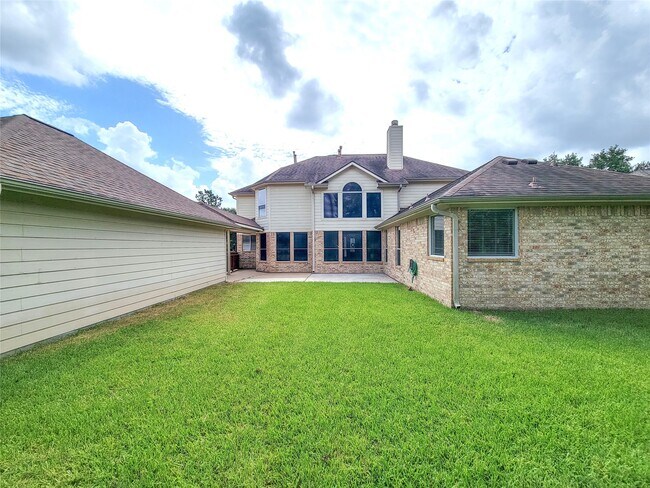 Building Photo - 17715 Laguna Trail Dr