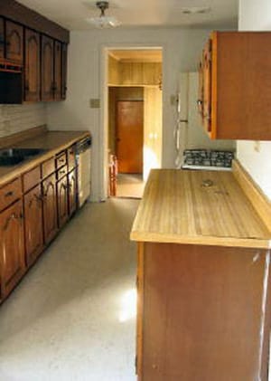 Building Photo - 602 W Columbia Ave