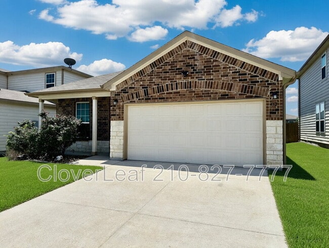 Building Photo - 452 Holly Bush
