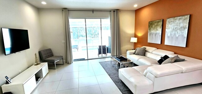 Building Photo - 1534 Retreat Cir