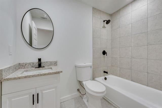 Building Photo - 4214 Osage Dr