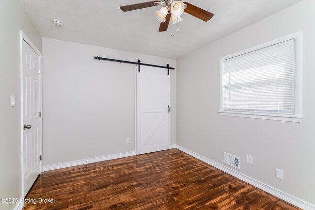 Building Photo - 4203 Quiet Way