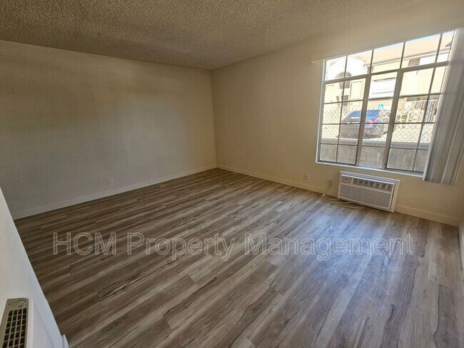 Building Photo - 11434 Calvert St
