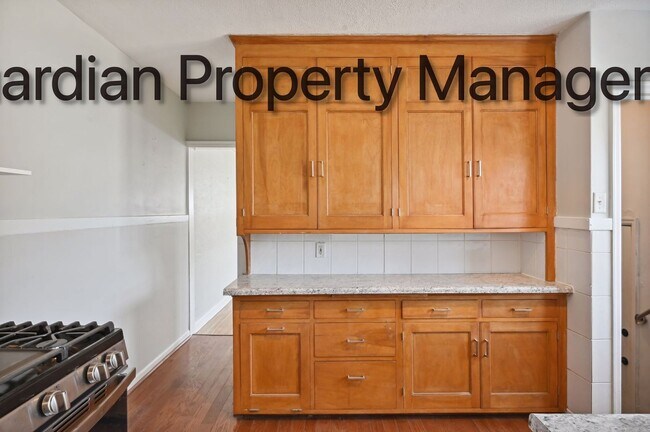 Building Photo - Linden Hills Side By Side, Hardwood Floors, Attached Garage, New Efficient Heating System, Pets W...