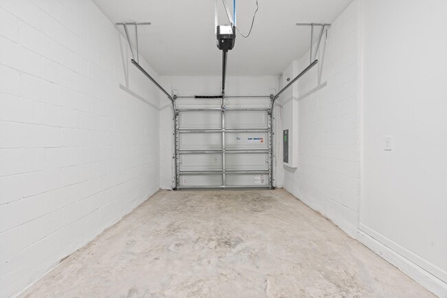 Building Photo - 3450 Beam Ter