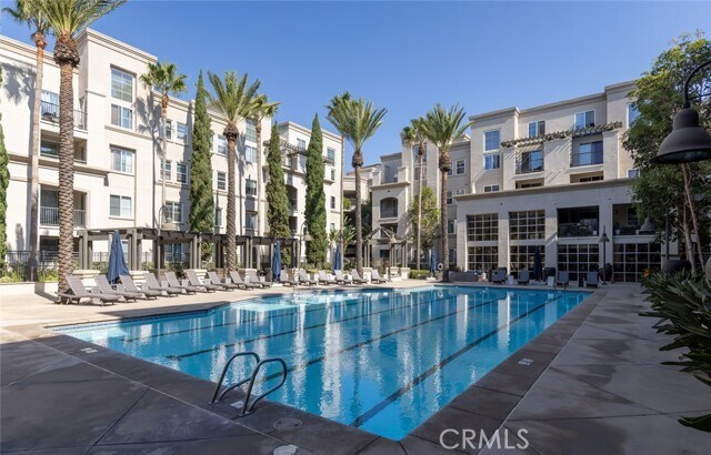 Building Photo - 2400 Scholarship