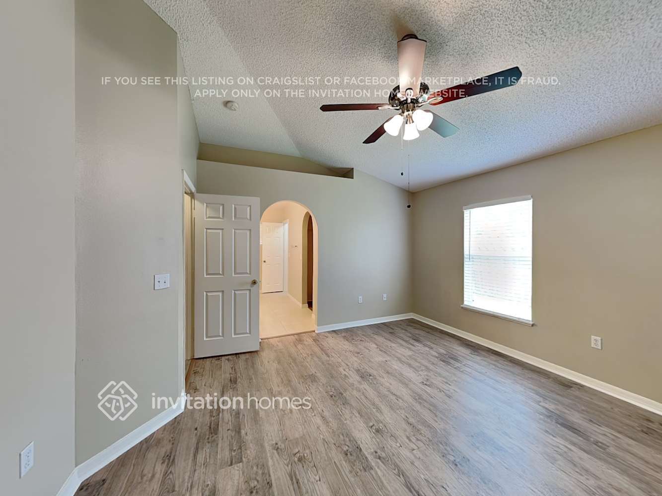 Building Photo - 2220 Brookshire Cir