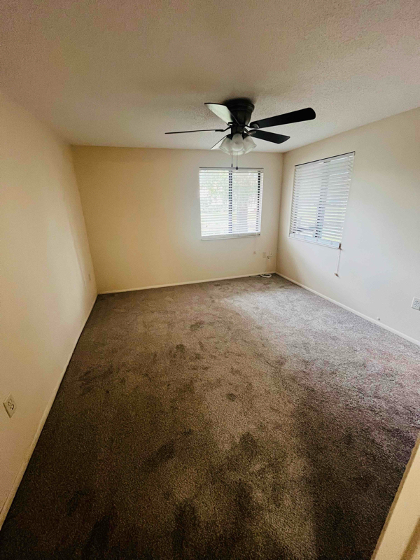 Building Photo - 202 Corkwood Ln