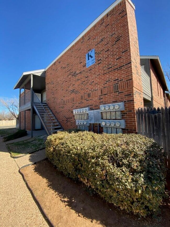 Building Photo - 1 bed 1 bath condo