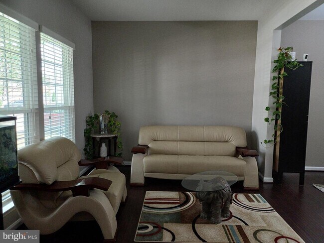Building Photo - 25501 Emerson Oaks Dr