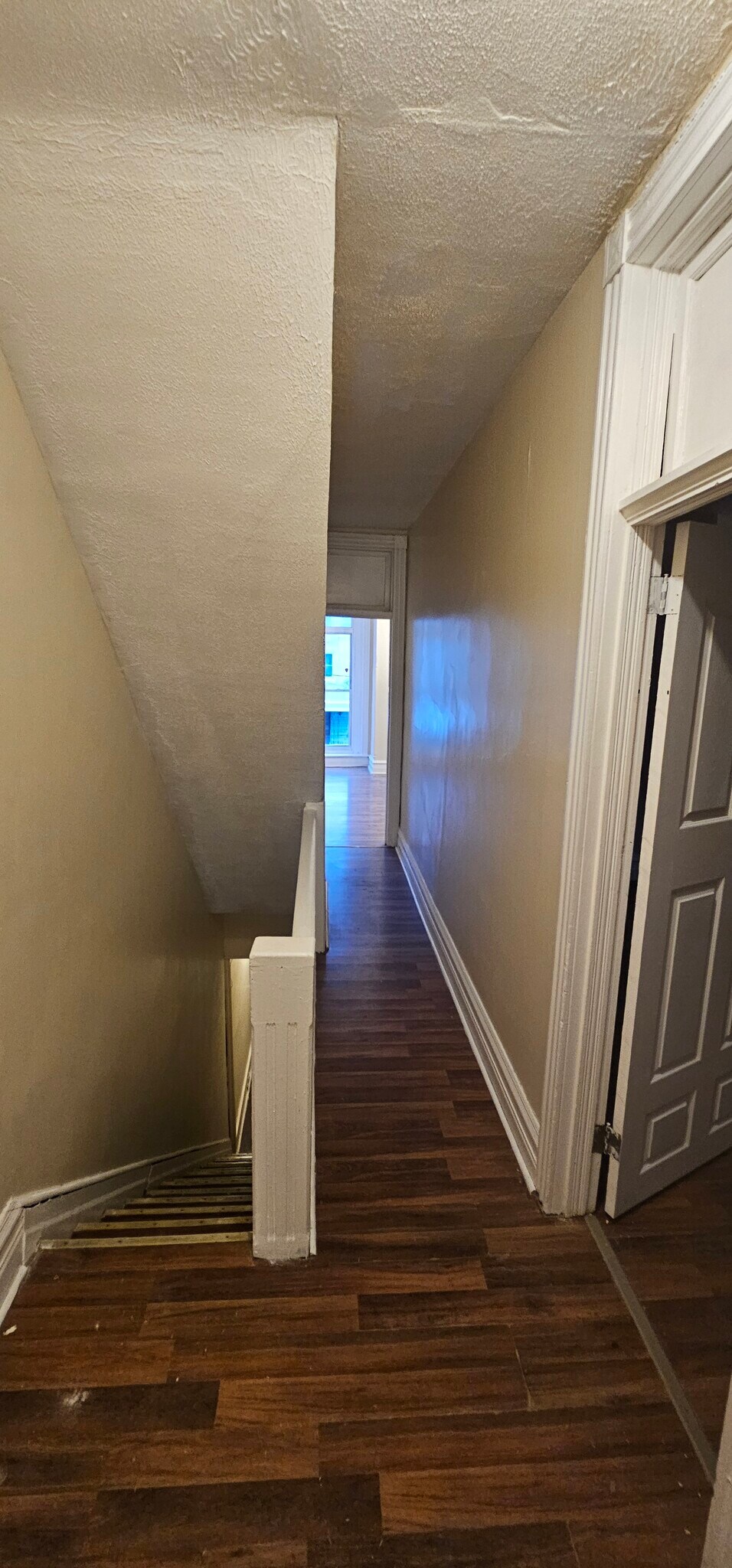 Building Photo - 132 W Douglass St