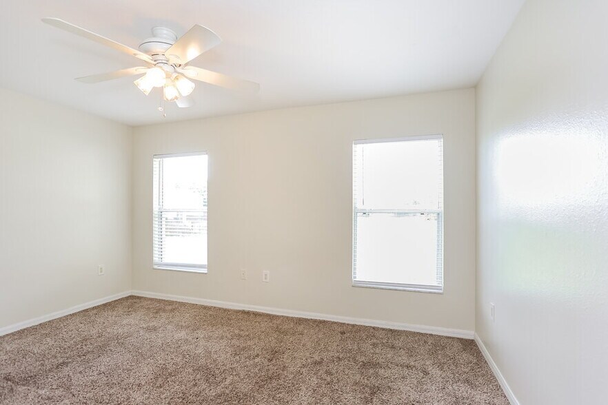 Building Photo - 11805 Prickly Pear Way