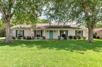 Building Photo - 6404 Cathedral Way