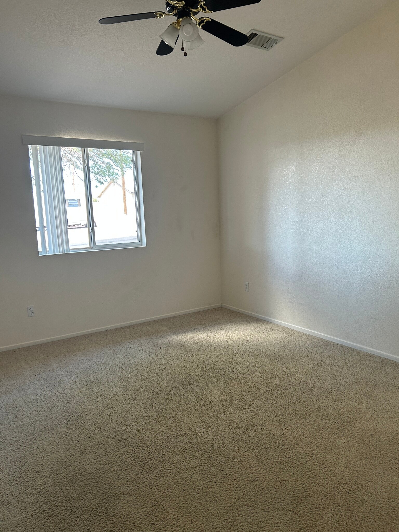 Bedroom 2 - 3720 Churchill Dr