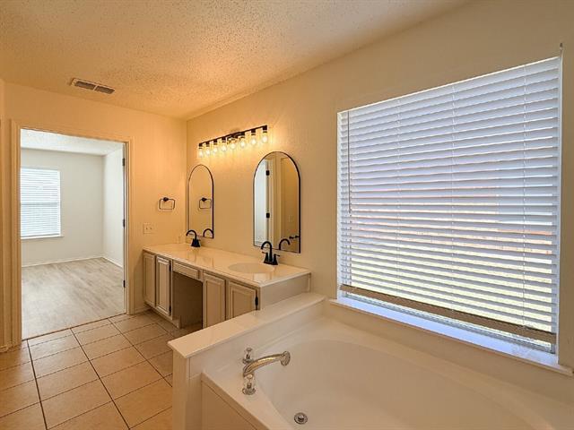 Building Photo - 8516 Auburn Dr