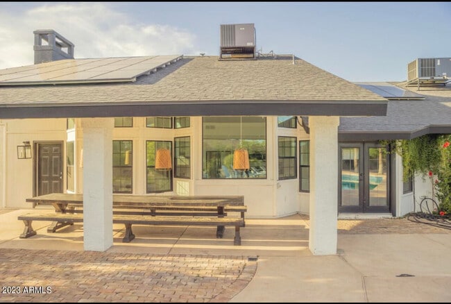 Building Photo - 6427 W Wethersfield Rd