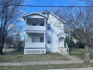 Building Photo - 578 Hoye Ave