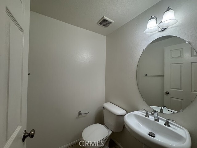 Building Photo - 1523 Ledgestone Ln